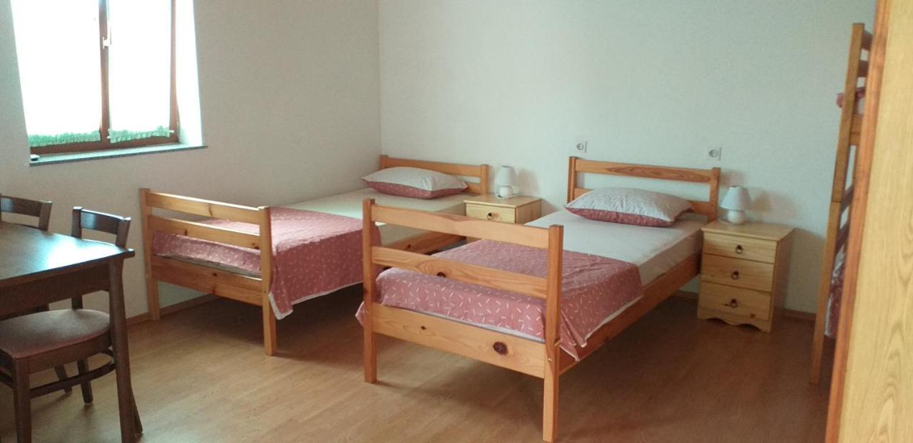 Apartment Beautiful Crni Kal Екстер'єр фото